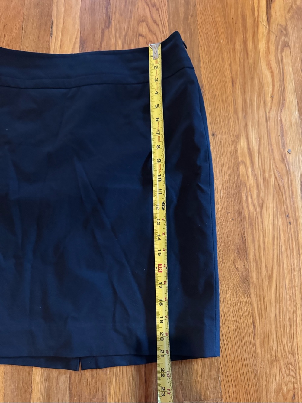 The Limited Navy Pencil Skirt - Sleek Office Staple - Picture 3 of 4